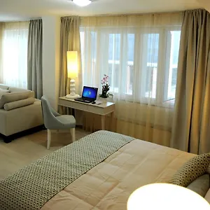 https://apt-greecerent-elegant-center.hotelschalkidiki.net